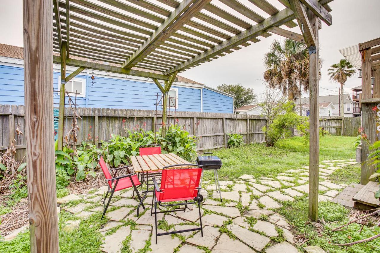 Galveston Cottage About 1 Mi To Beach Pet Friendly! Εξωτερικό φωτογραφία